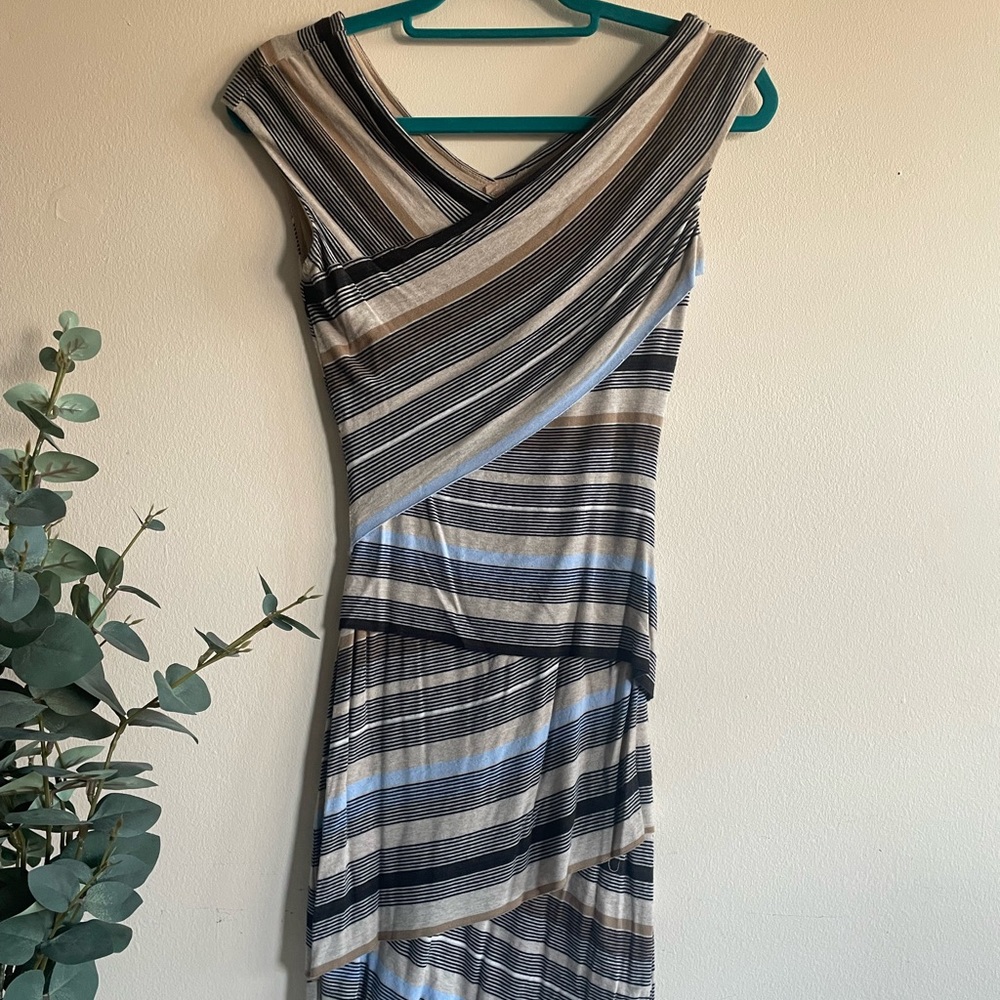 Lot of 4 dresses (Bailey 44, Tart, Cooperative)